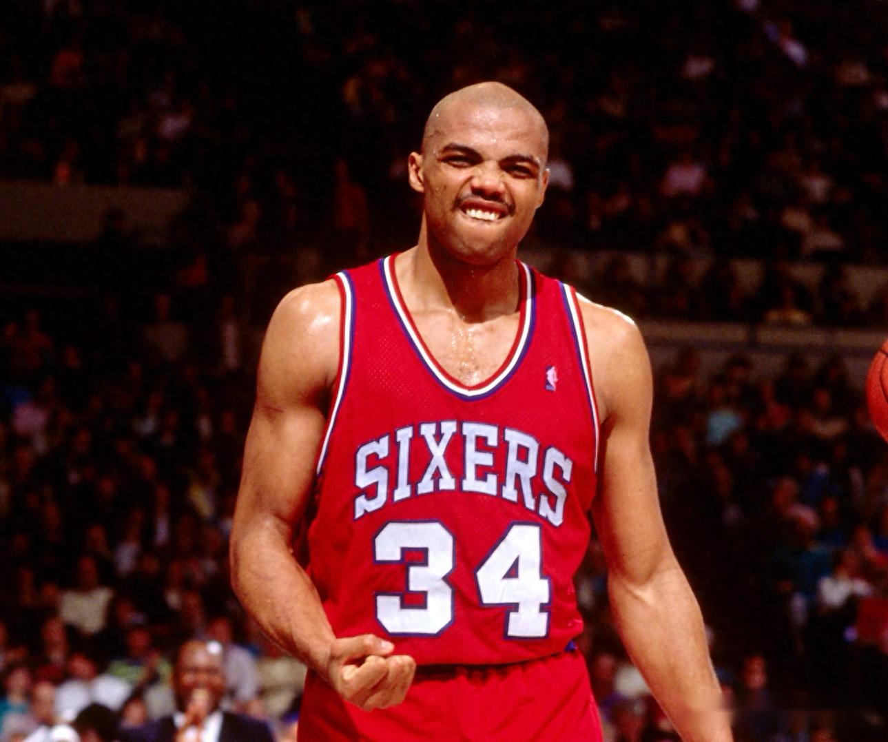 又轟下32+15+10！抱歉巴克利：你從隊(duì)史第二變成了隊(duì)史第三