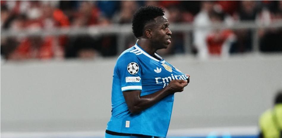 阿斯：沙特已通過中間人聯(lián)系維尼修斯、薩拉赫、卡塞米羅團隊