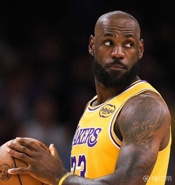 里程碑+1，詹姆斯生涯籃板數(shù)超羅德曼，升至NBA歷史第23位