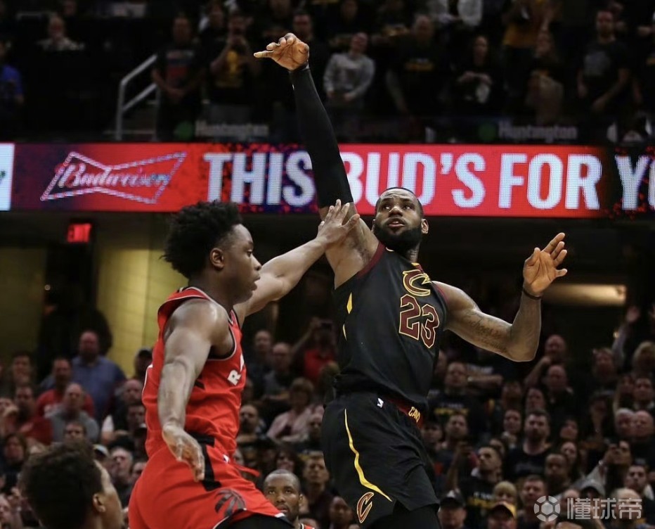 記者：聯盟內部人士普遍認為，詹姆斯下賽季最有可能去騎士